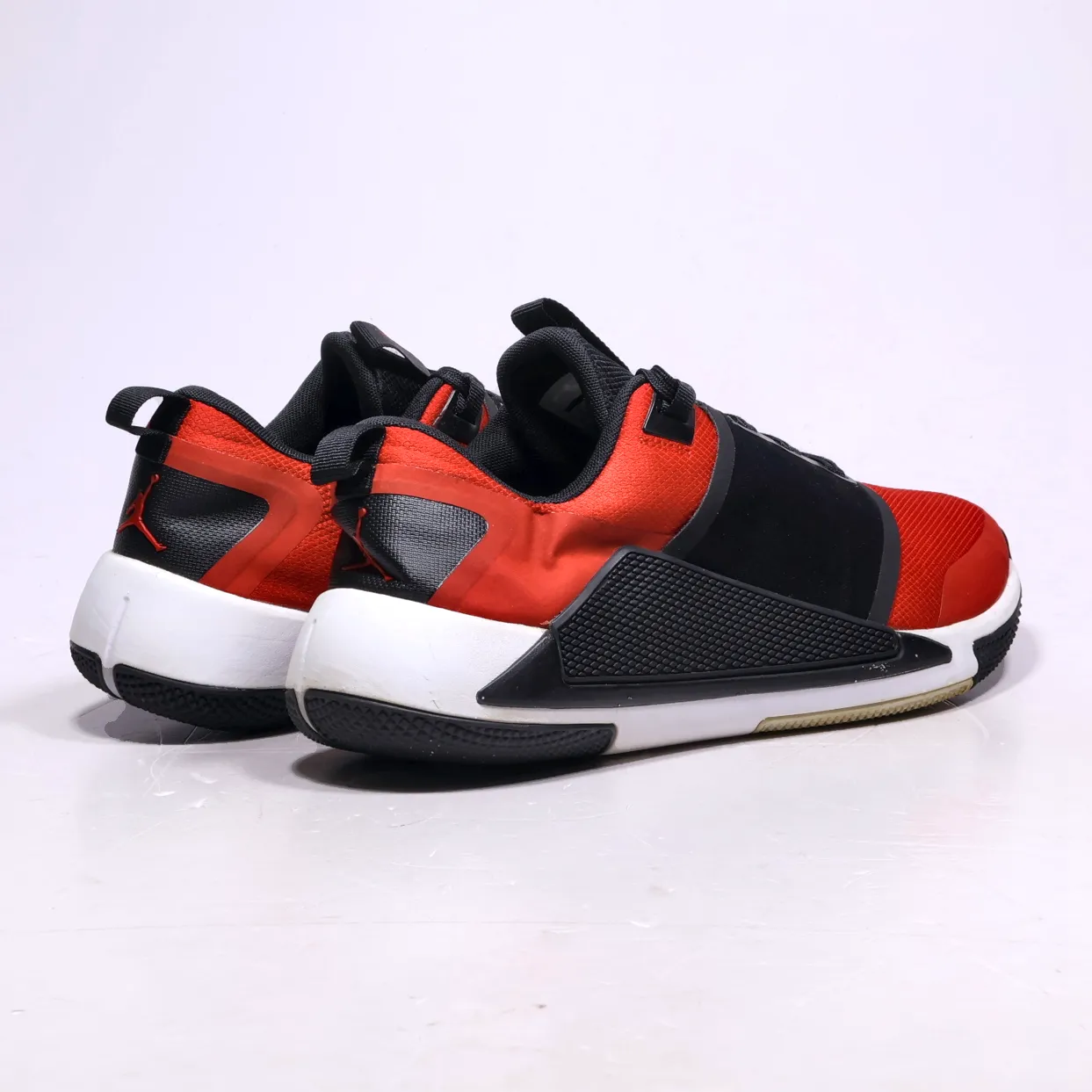 Air Jordan Delta Speed Sport Shoes Fabric Red Colour For Men
