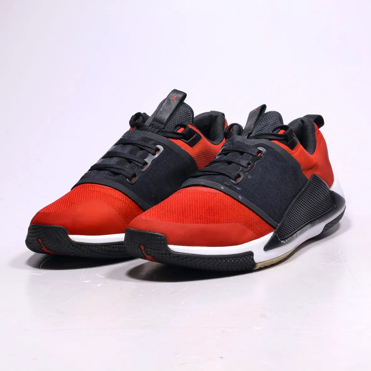 Air Jordan Delta Speed Sport Shoes Fabric Red Colour For Men
