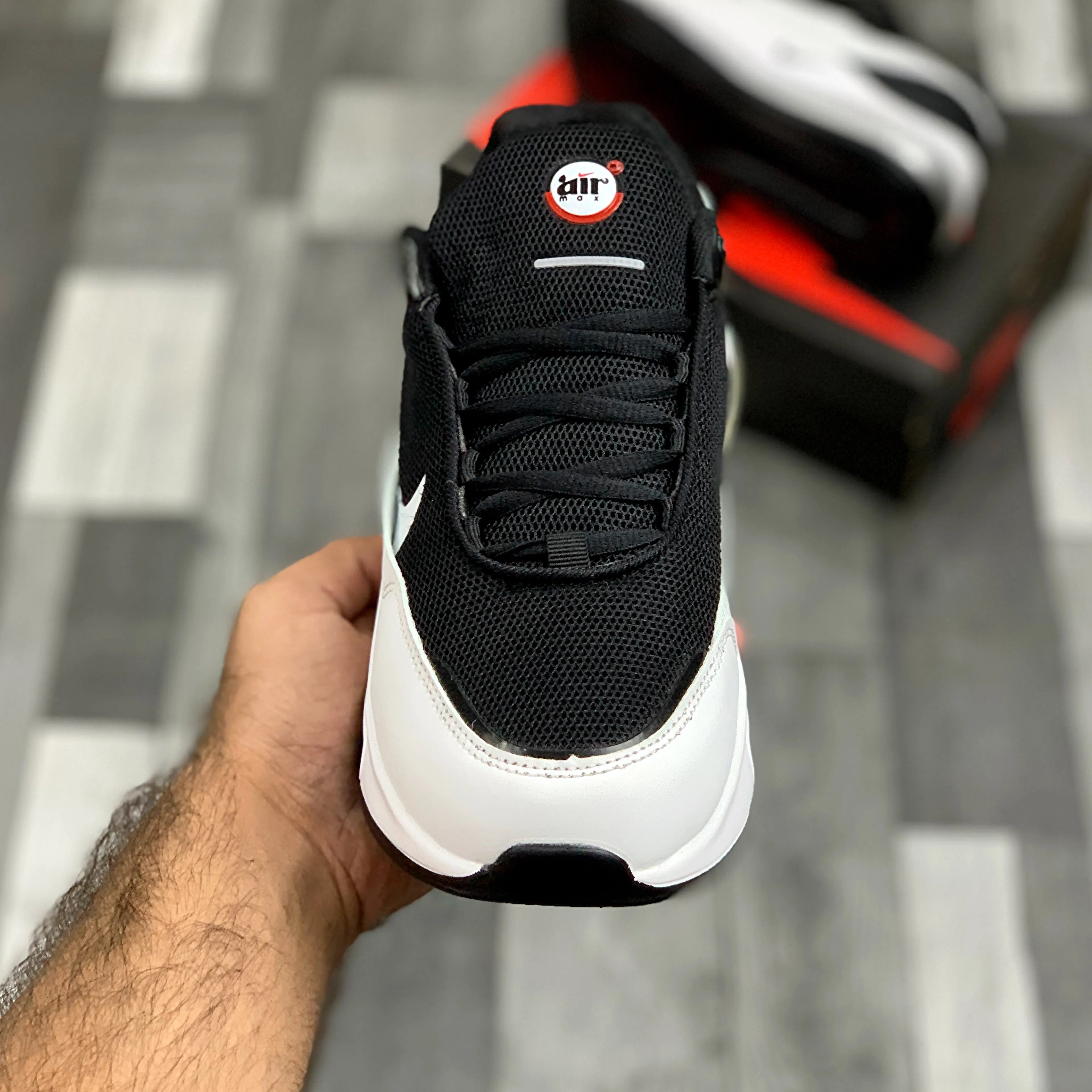 Air Max Pulse (Black White)