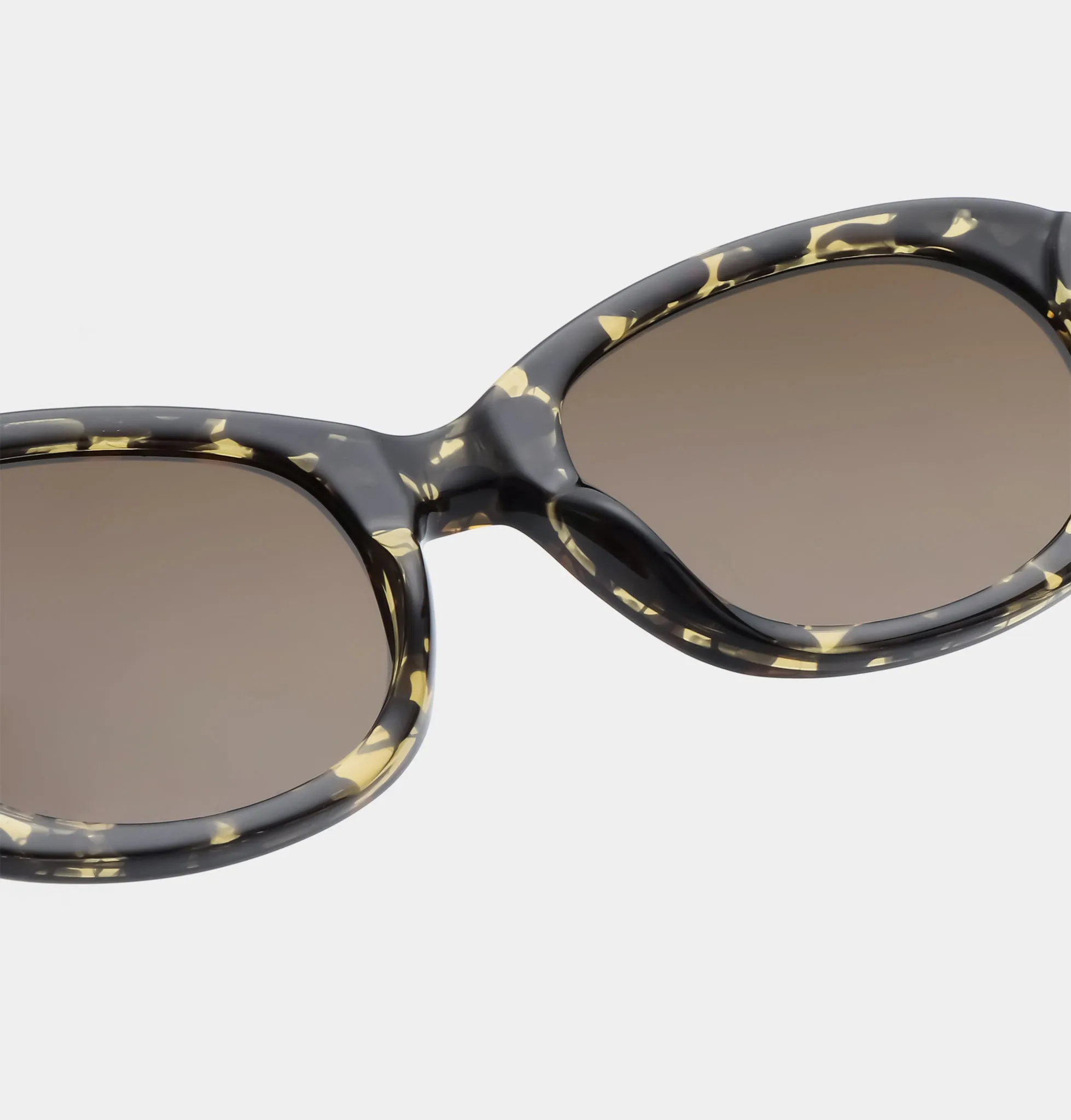 Anma Sunglasses - Black / Yellow Tortoise