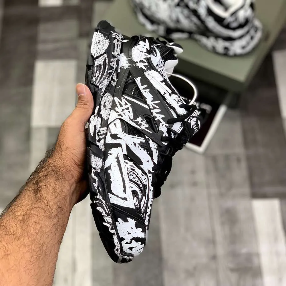 Ballenciiaga Trackk Graffiitti (Black)Top Premium Batch