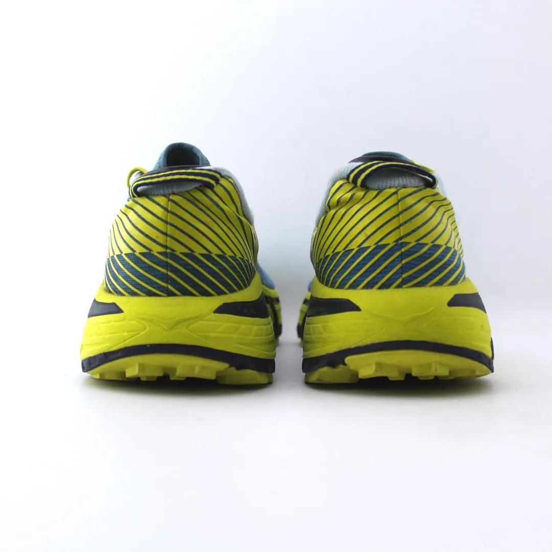 HOKA ONE ONE MATRIX
