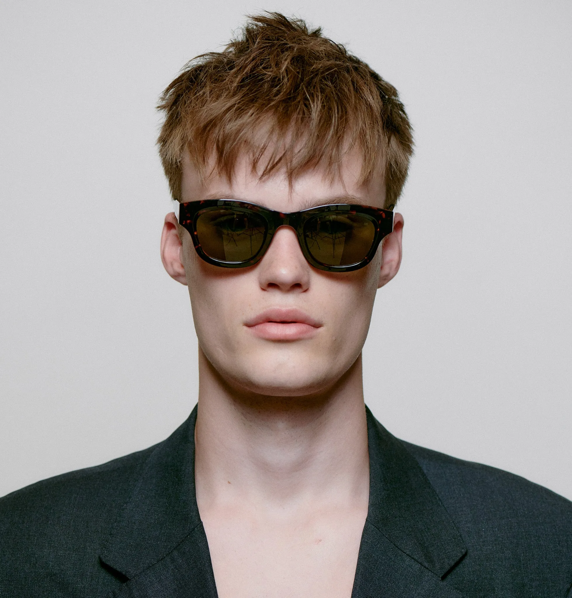 Lane Sunglasses - Demi Tortoise