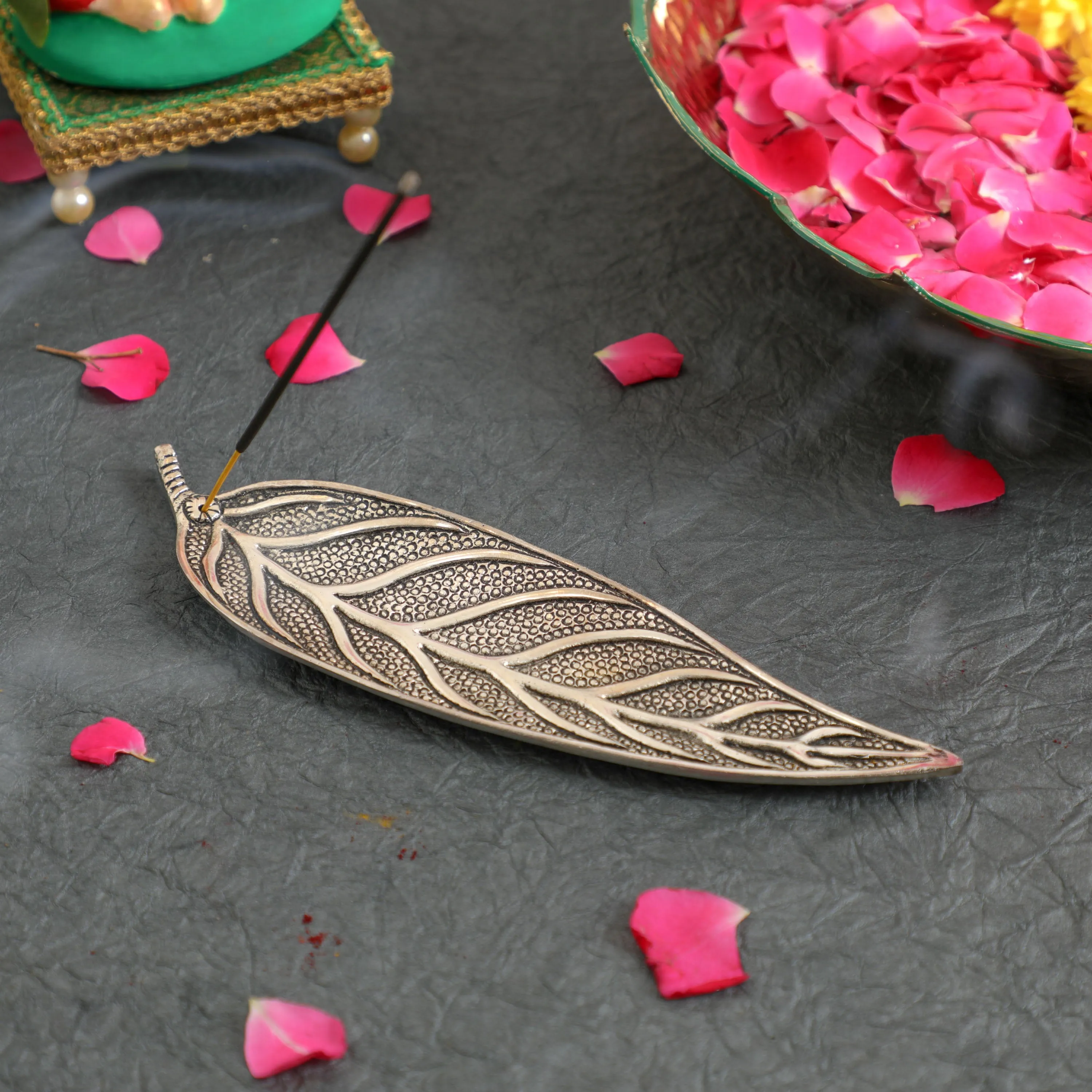 Leaf Shaped Agarbatti Stand