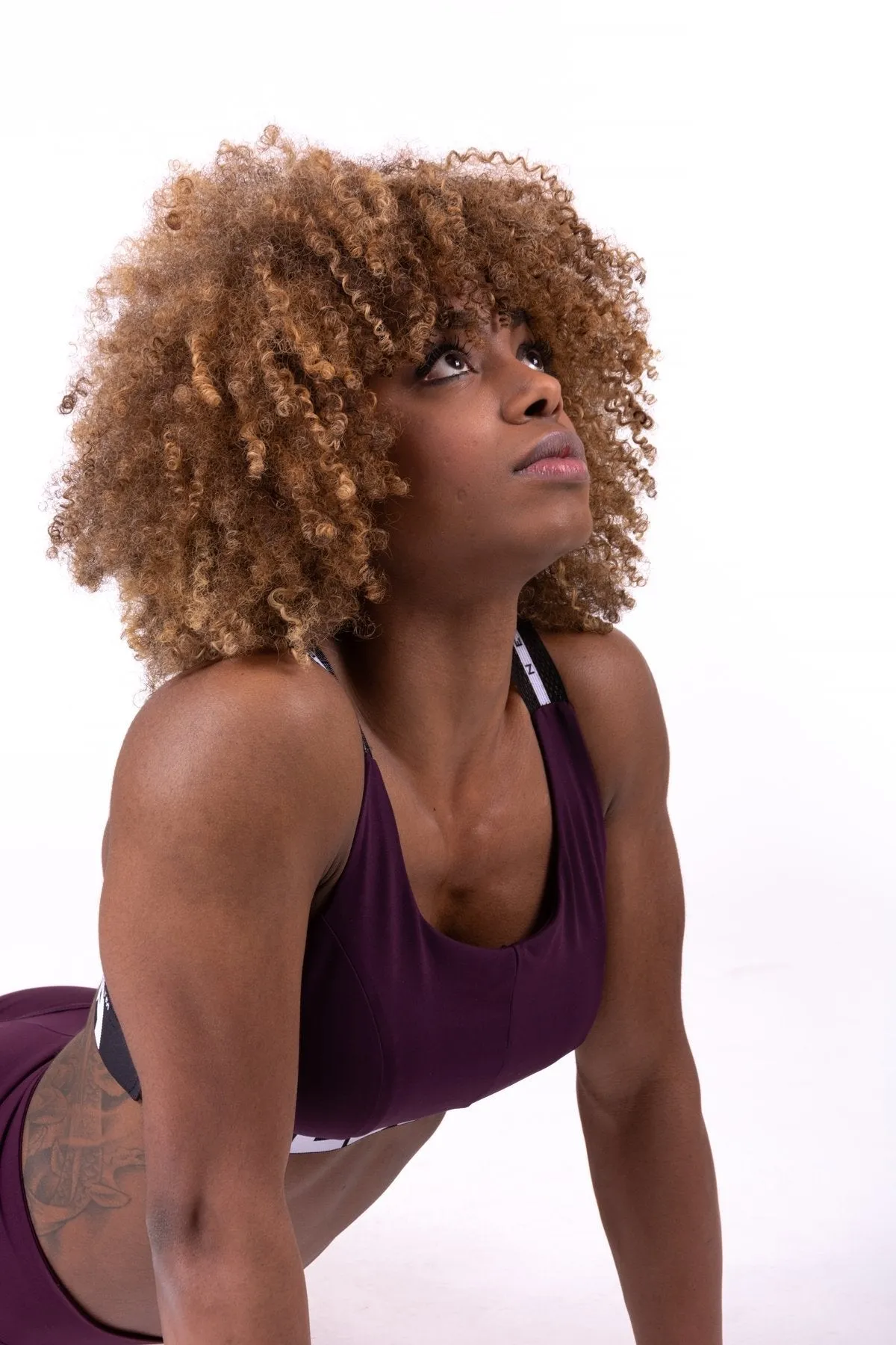 Nebbia Airy Straps Sports Bra 693 - Burgundy