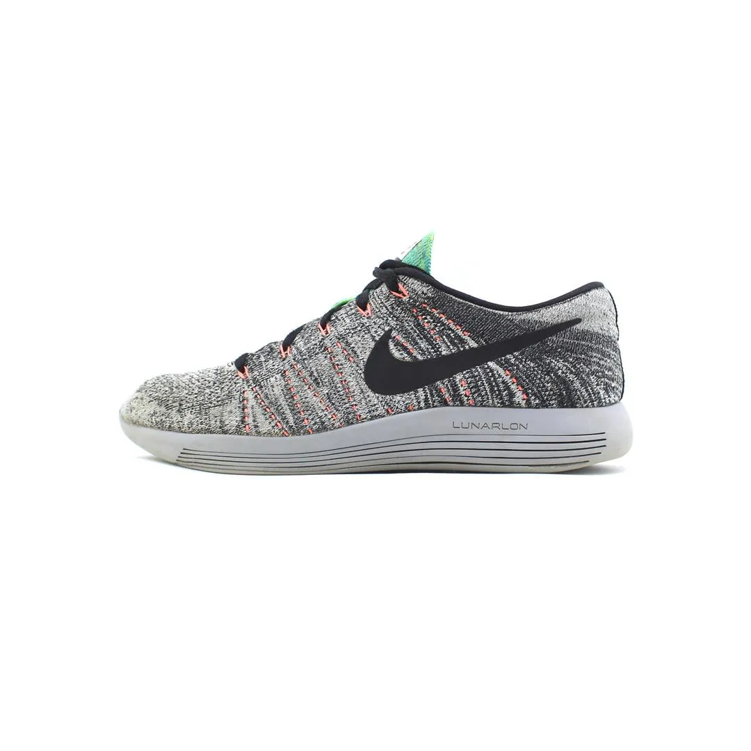 NIKE LUNAREPIC FLYKNIT