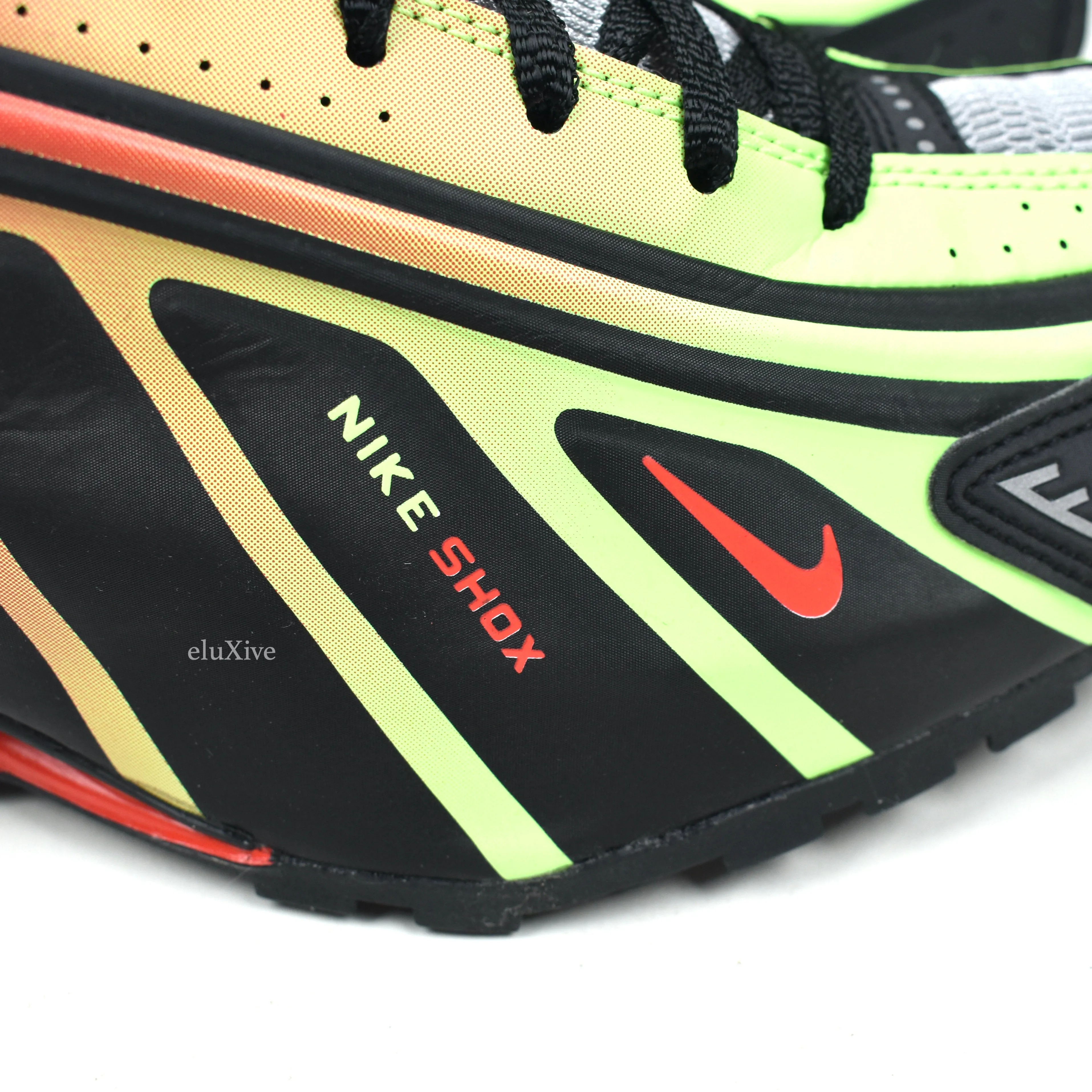 Nike - Shox R4 Neymar Jr. (Black/Gradient)