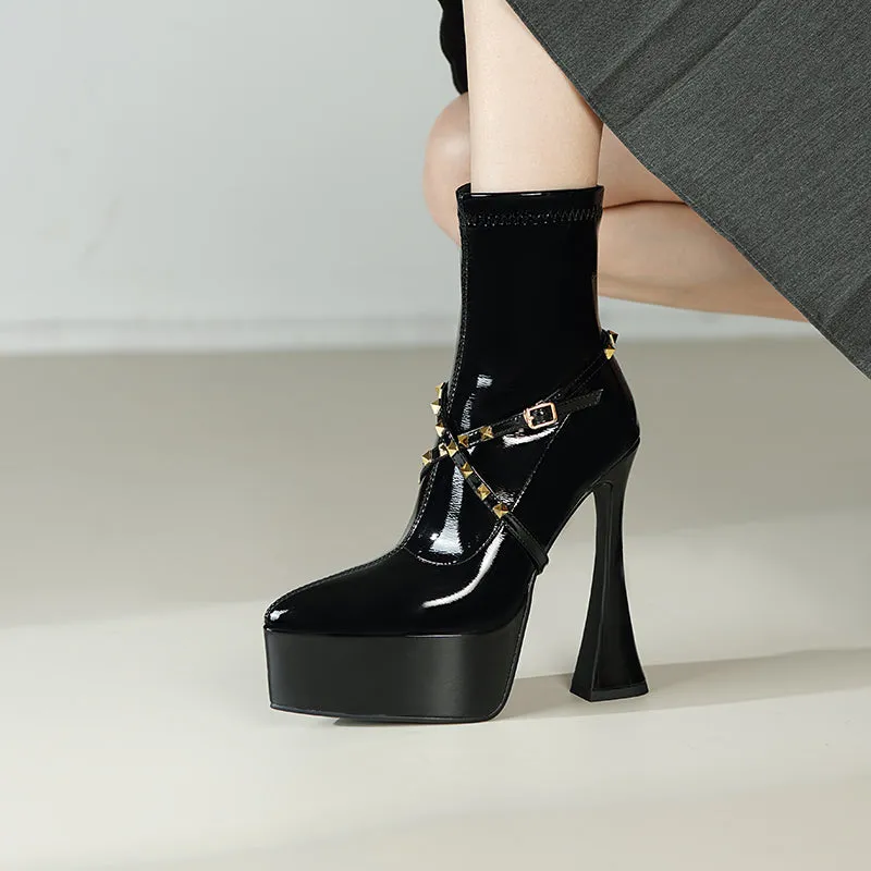 Veltique Zippered Ankle Kicks